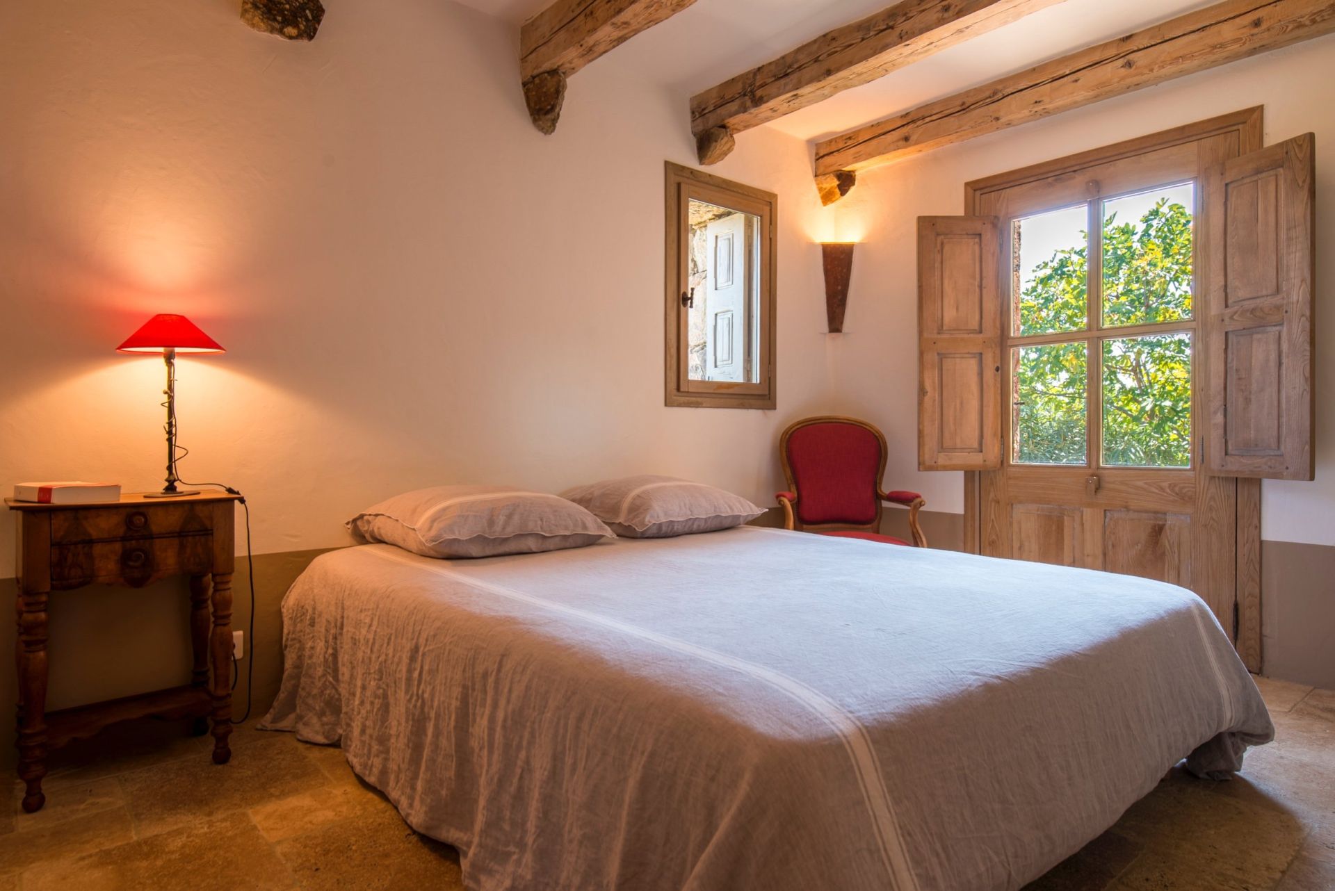 villa 5 Pièces en location saisonnière sur PORTO VECCHIO (20137)