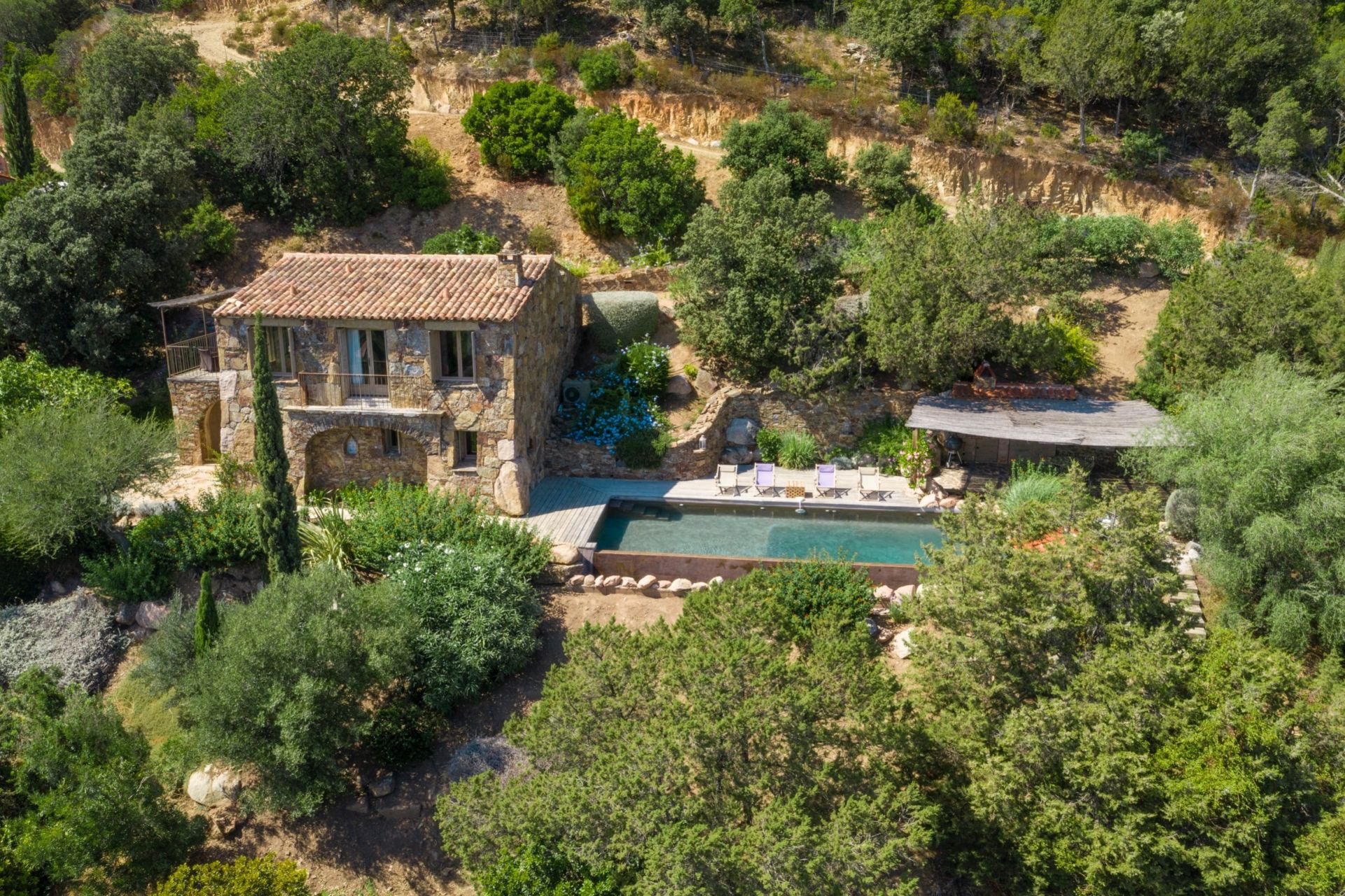 villa 5 Pièces en location saisonnière sur PORTO VECCHIO (20137)