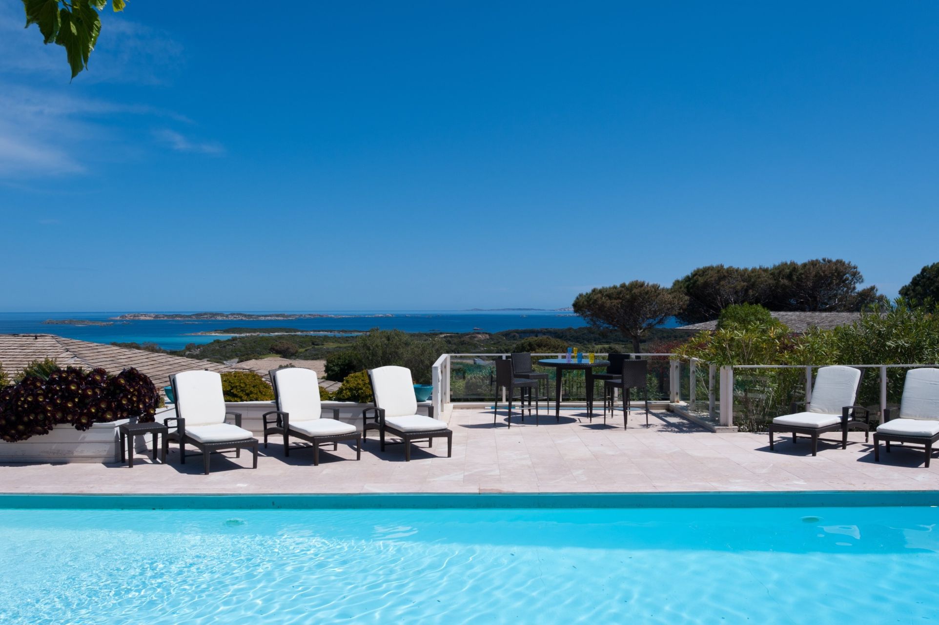 villa 8 Pièces en location saisonnière sur BONIFACIO (20169)