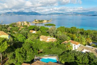 villa 6 Rooms for sale on PIETROSELLA (20166)