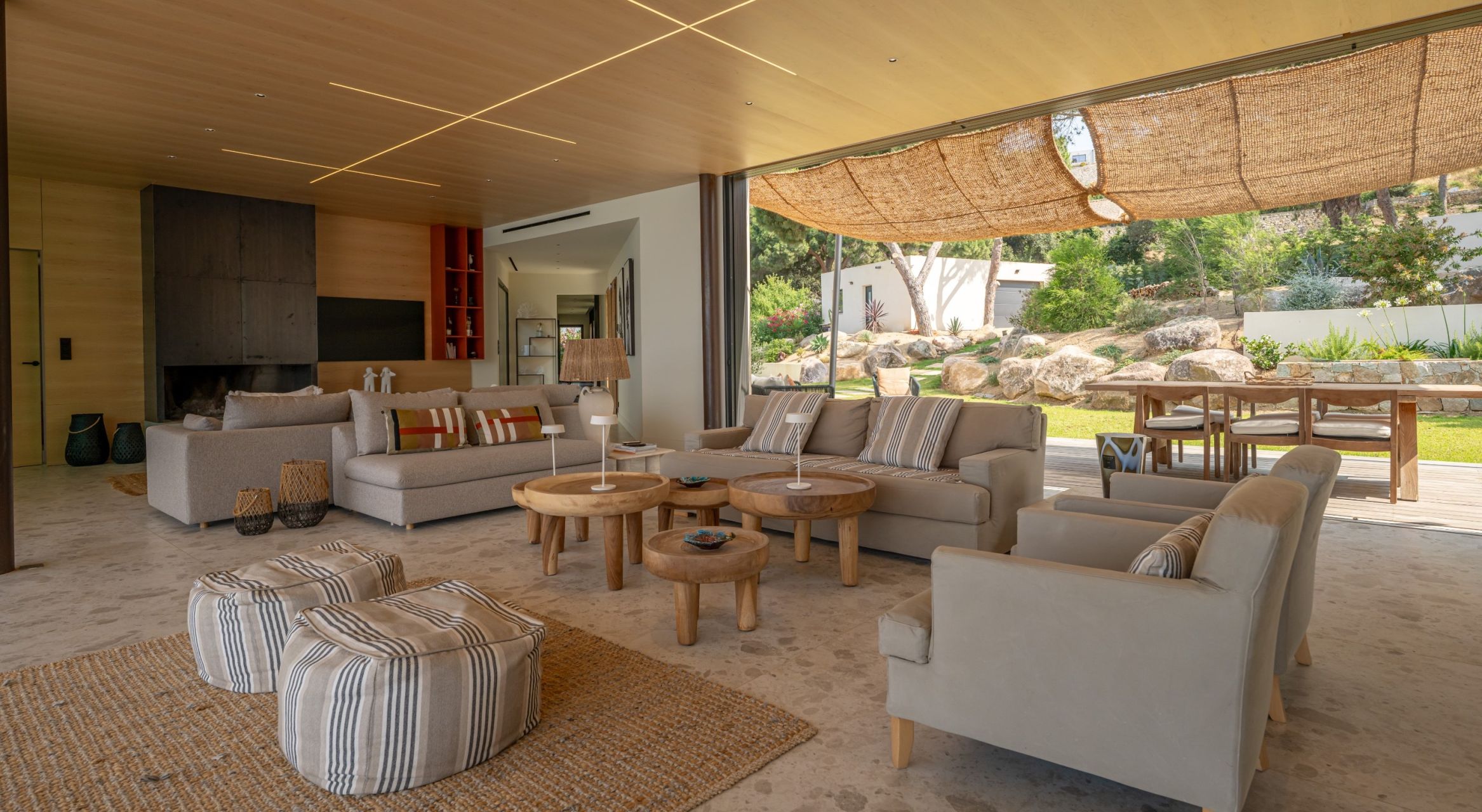 house 7 Rooms for seasonal rent on CALVI (20260)