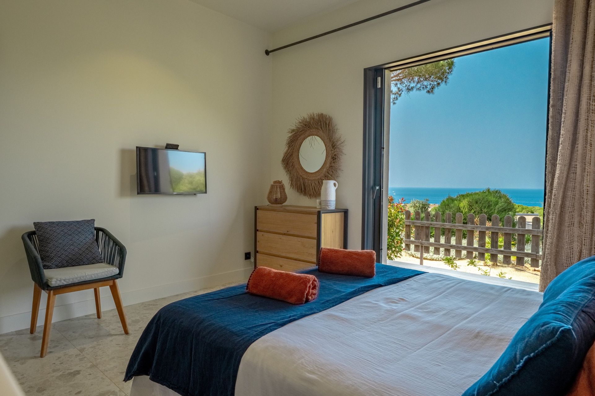 house 7 Rooms for seasonal rent on CALVI (20260)