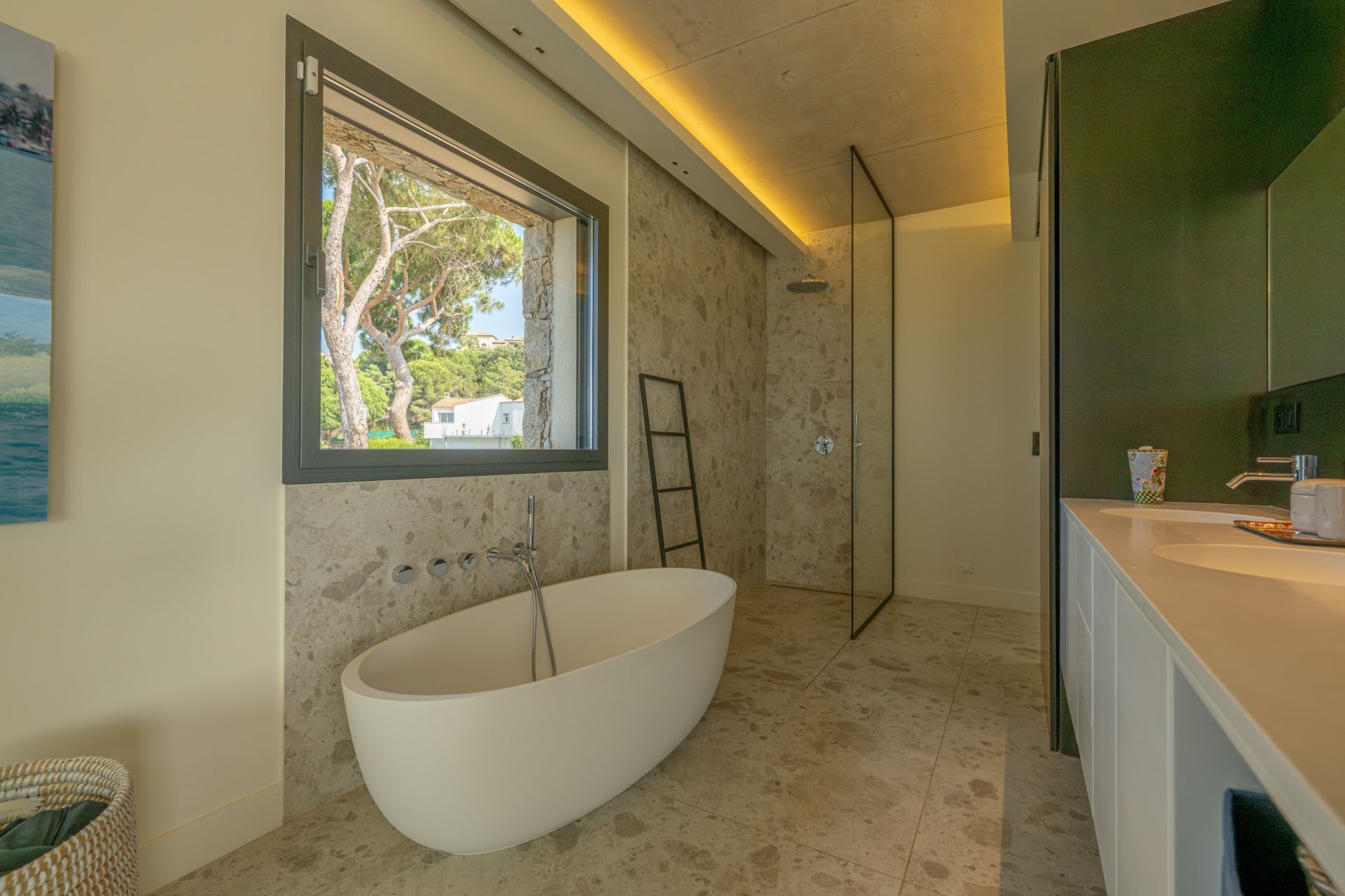 house 7 Rooms for seasonal rent on CALVI (20260)