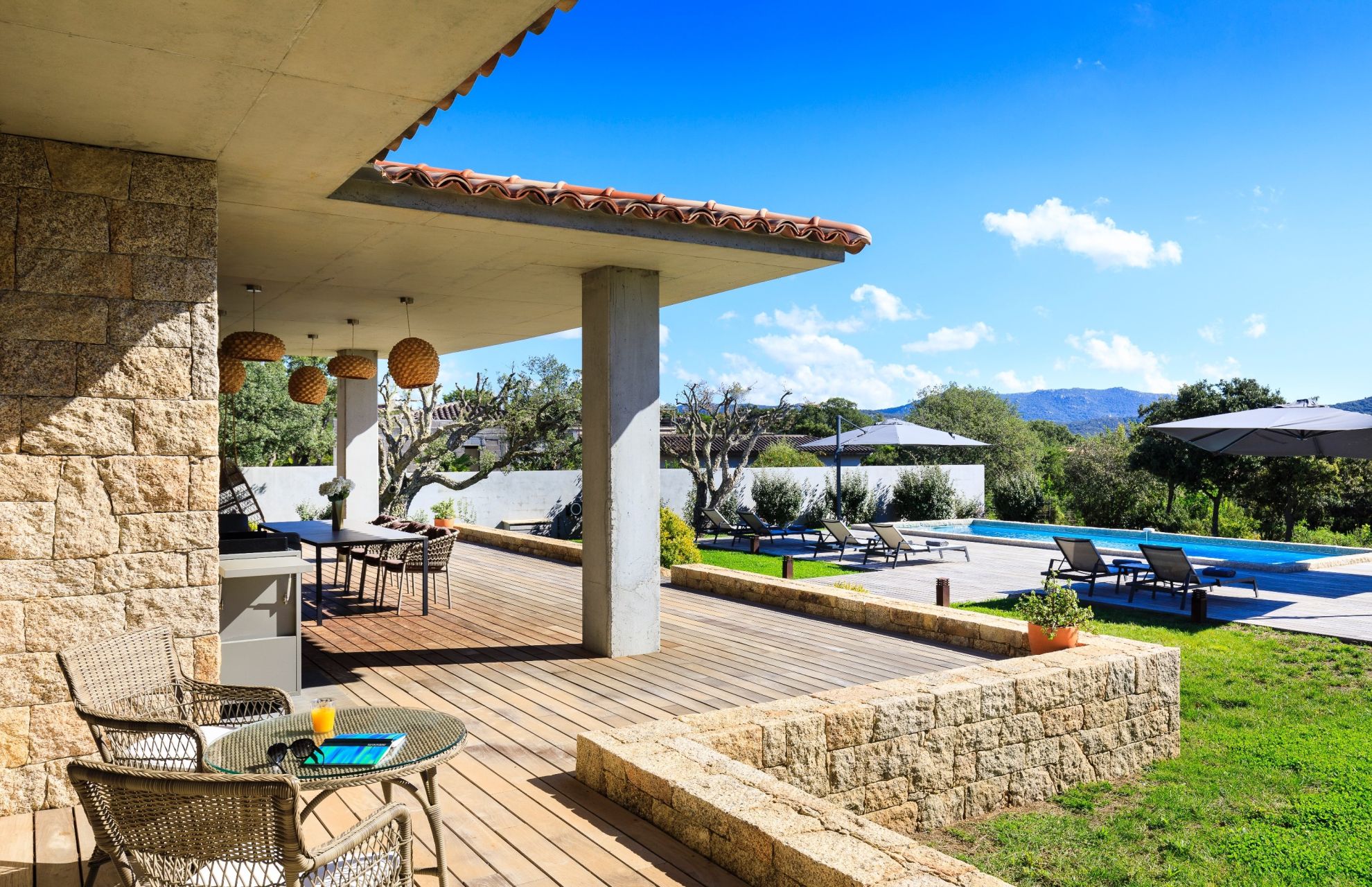 villa 7 Rooms for sale on PIANOTTOLI CALDARELLO (20131)