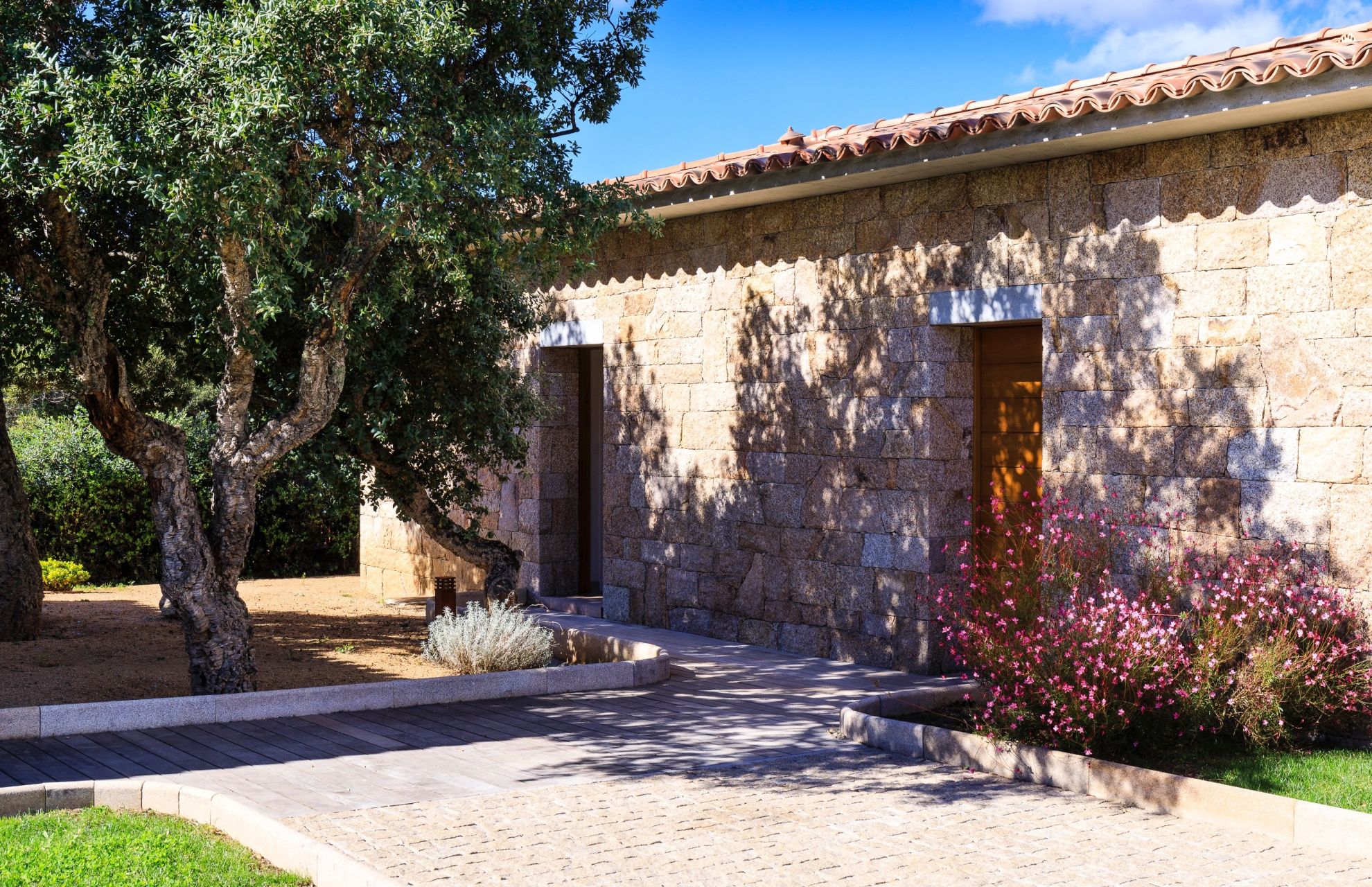 villa 7 Rooms for sale on PIANOTTOLI CALDARELLO (20131)