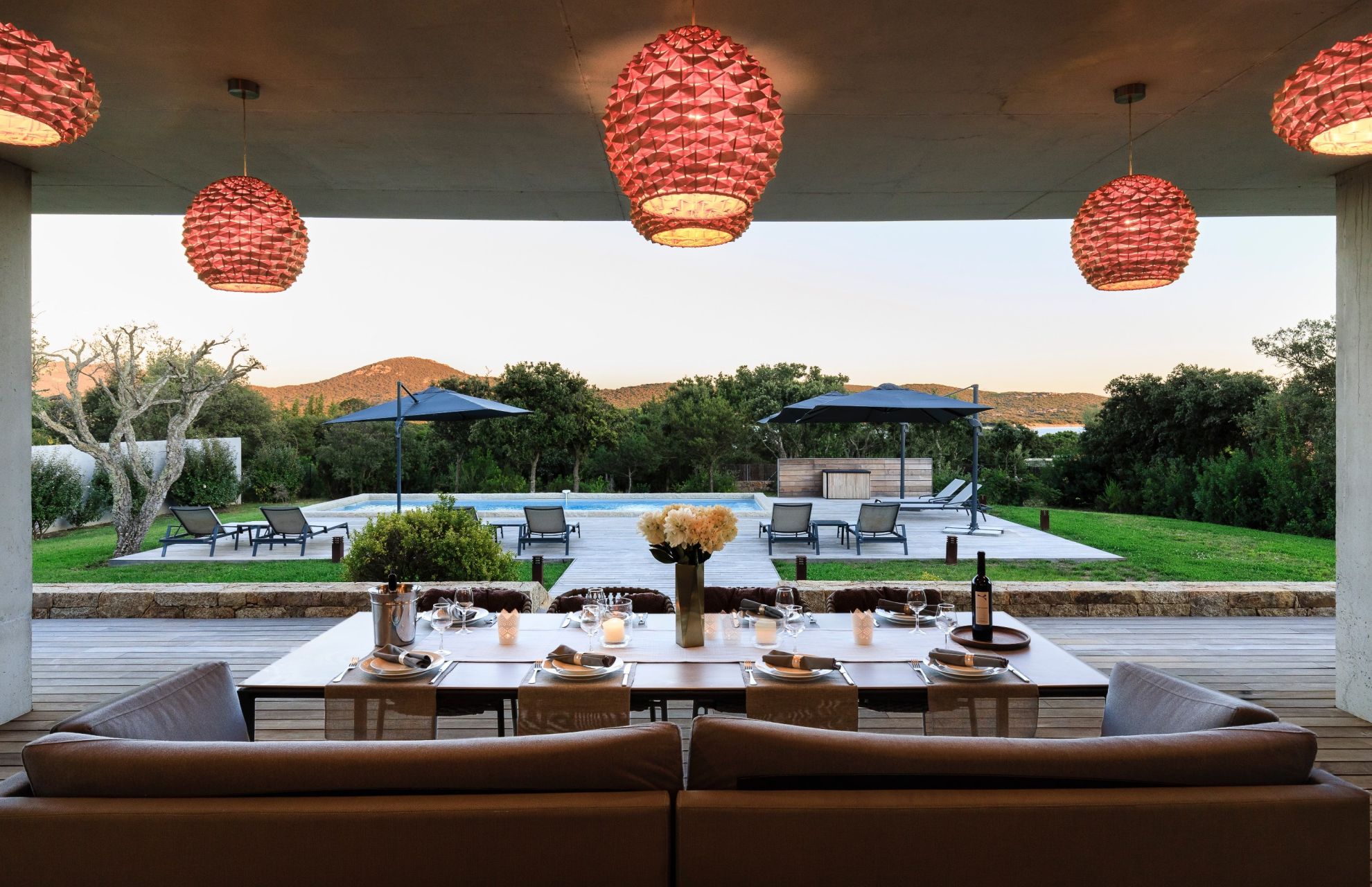 villa 7 Pièces en vente sur PIANOTTOLI CALDARELLO (20131)