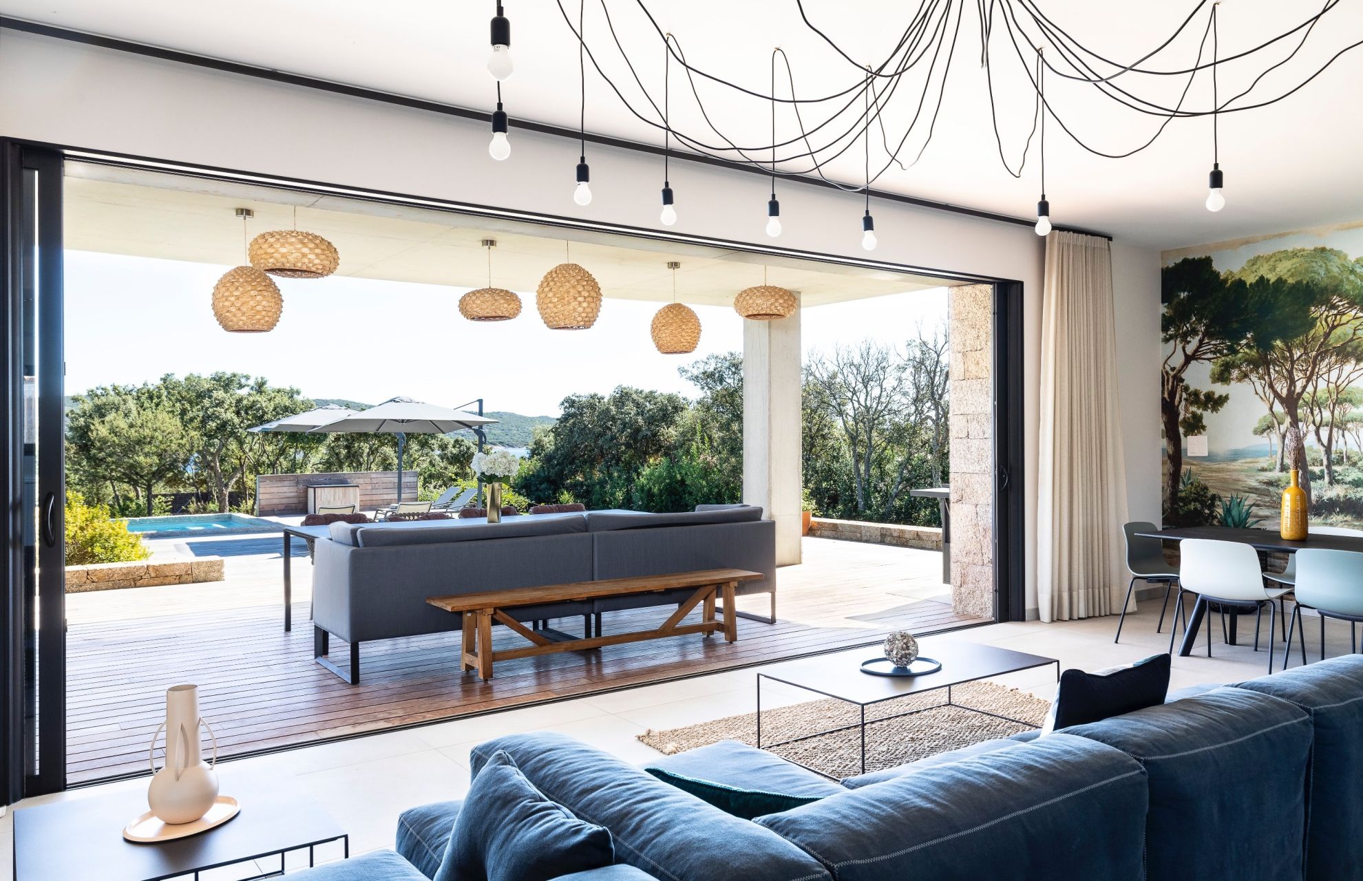 villa 7 Pièces en vente sur PIANOTTOLI CALDARELLO (20131)