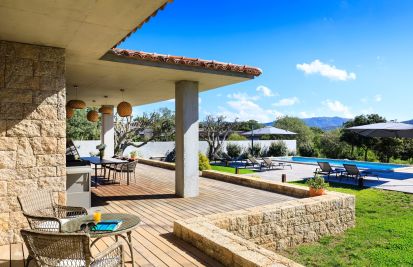 Vente Villa Pianottoli-Caldarello 7 Pièces 226 m²