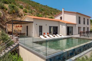 house 7 Rooms for seasonal rent on AJACCIO (20000)