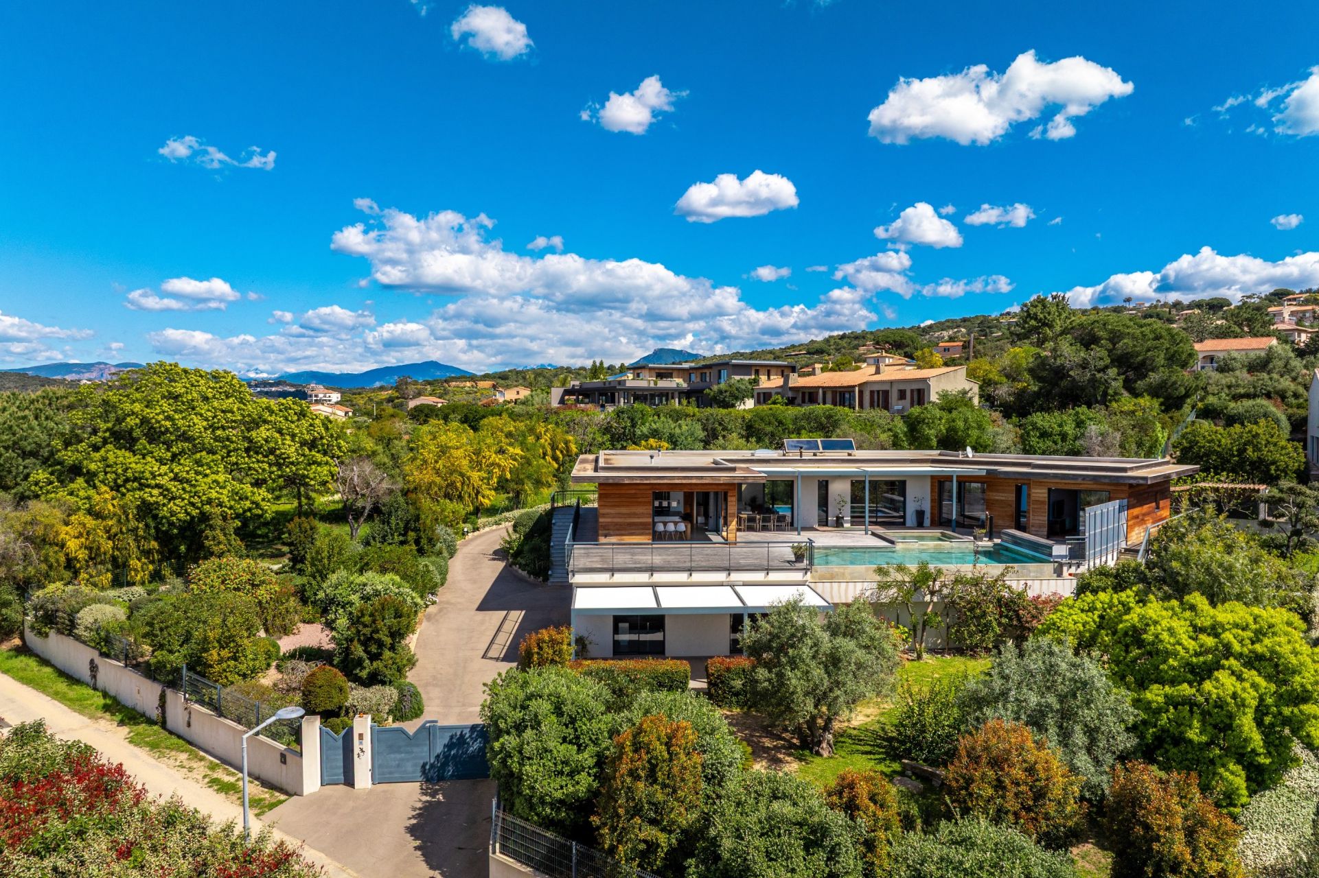 villa 10 Pièces en vente sur PORTICCIO (20166)