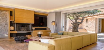 villa 7 Rooms for seasonal rent on PORTO VECCHIO (20137)