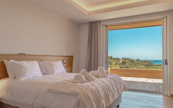 villa 7 Pièces en location saisonnière sur PORTO VECCHIO (20137)