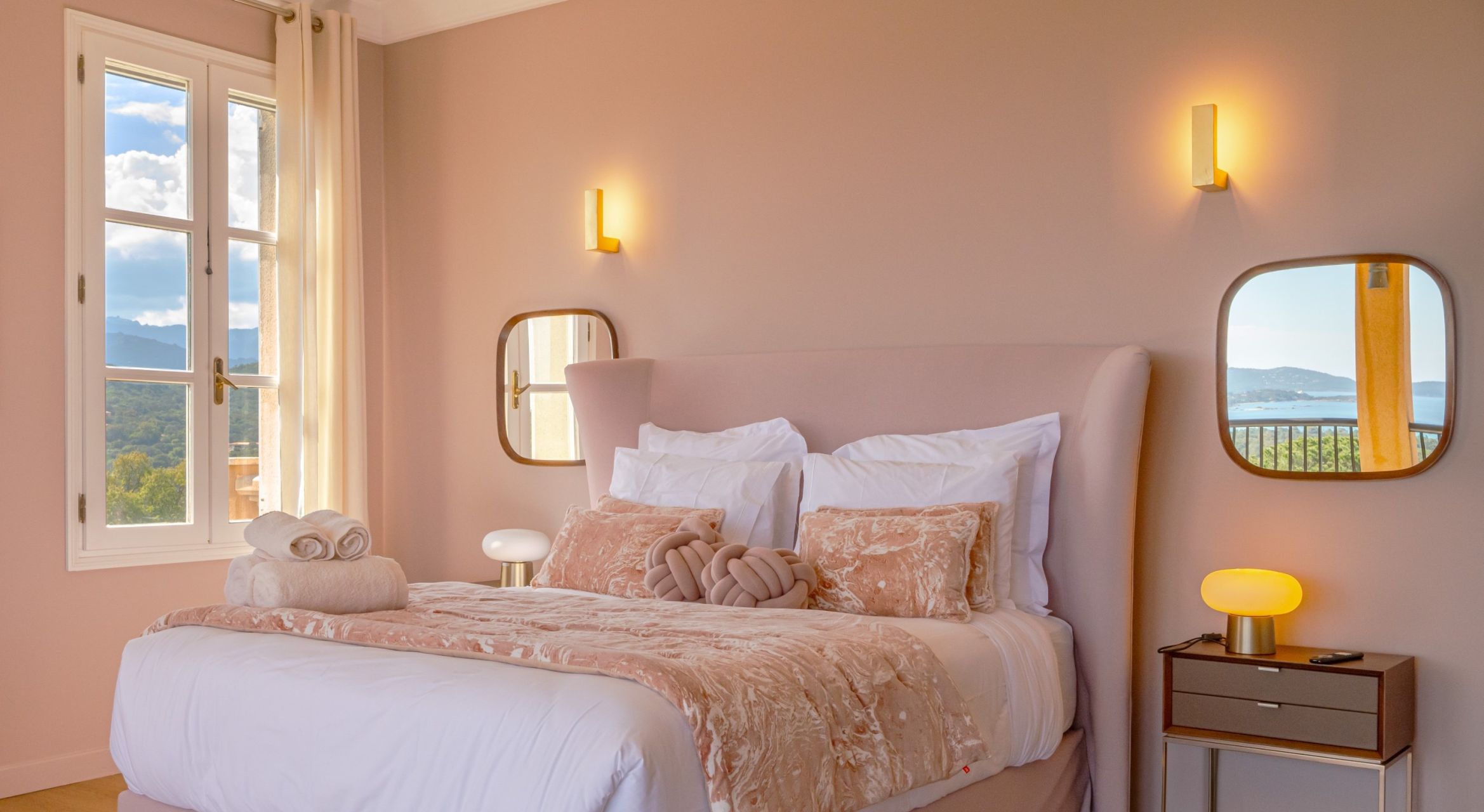 castle 13 Rooms for seasonal rent on ZONZA (20144)