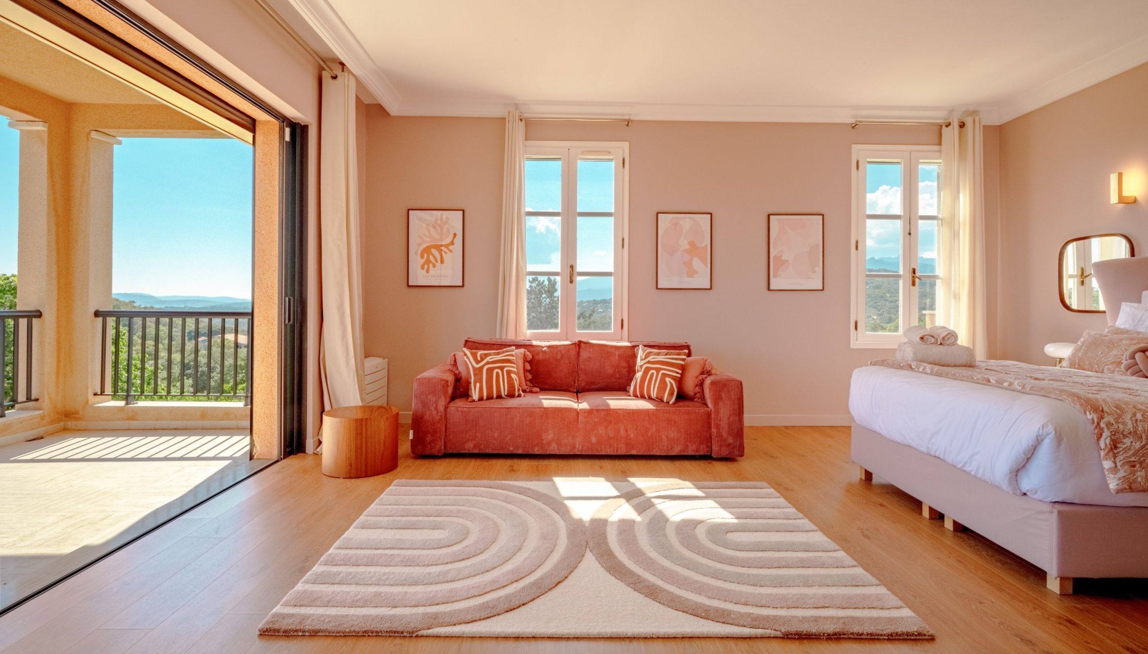 castle 13 Rooms for seasonal rent on ZONZA (20144)