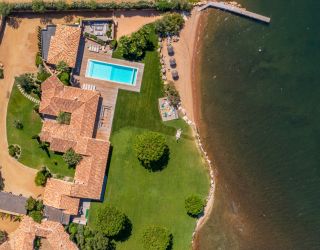 villa 8 Rooms for sale on PORTO VECCHIO (20137)