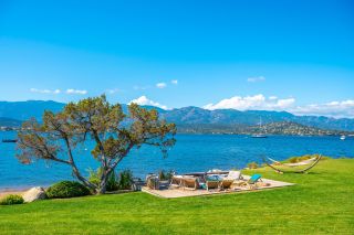 villa 8 Rooms for sale on PORTO VECCHIO (20137)