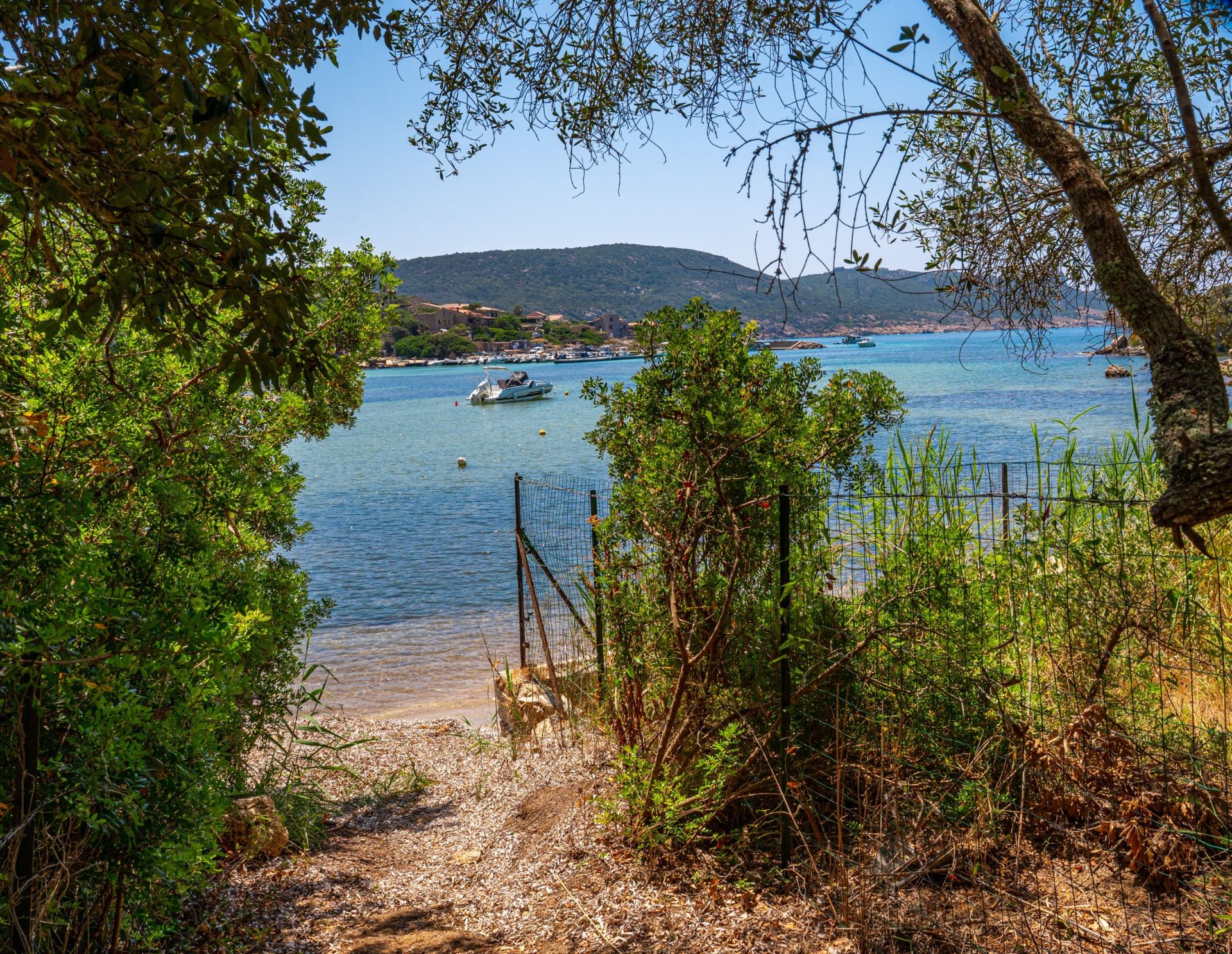 villa 7 Rooms for sale on SARTENE (20100)