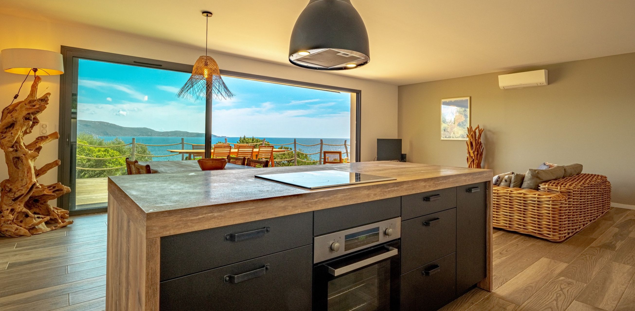 villa 6 Rooms for sale on OLMETO (20113)