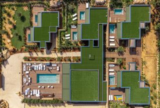 hôtel particulier 10 Pièces en location saisonnière sur STE LUCIE DE PORTO VECCHIO (20144)