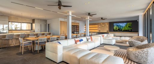 hôtel particulier 10 Pièces en location saisonnière sur STE LUCIE DE PORTO VECCHIO (20144)