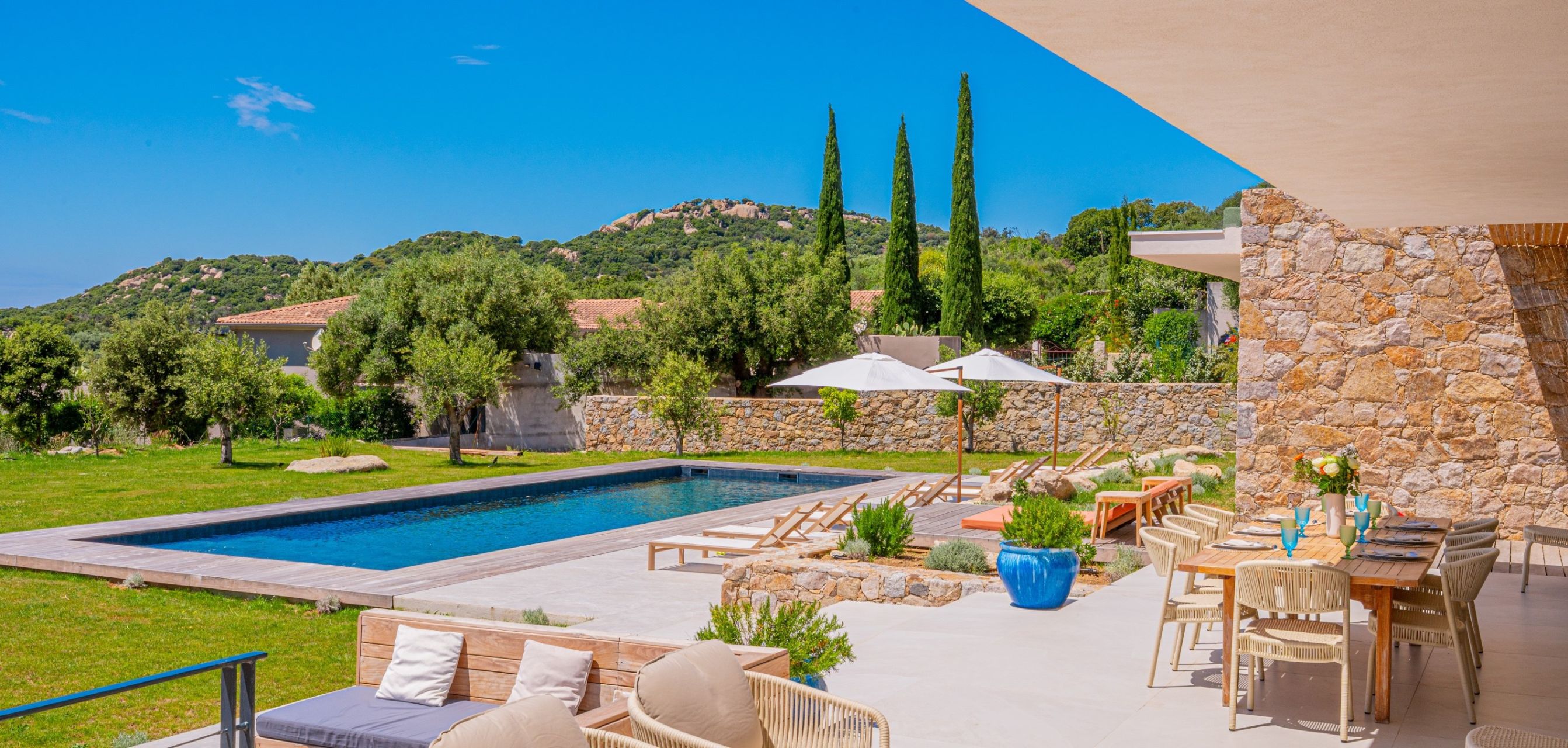 maison 9 Pièces en location saisonnière sur LUMIO (20260)