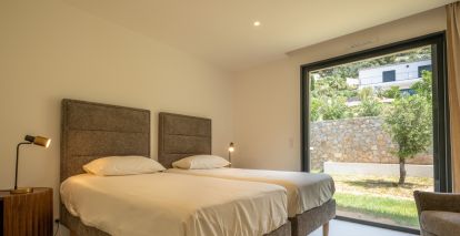 maison 9 Pièces en location saisonnière sur LUMIO (20260)