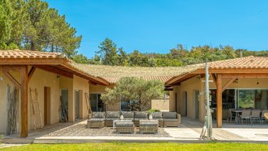 house 7 Rooms for seasonal rent on COTI CHIAVARI (20138)