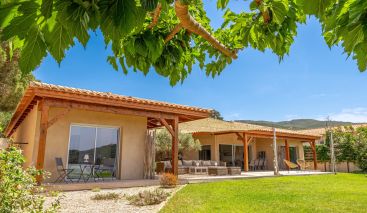 house 7 Rooms for seasonal rent on COTI CHIAVARI (20138)