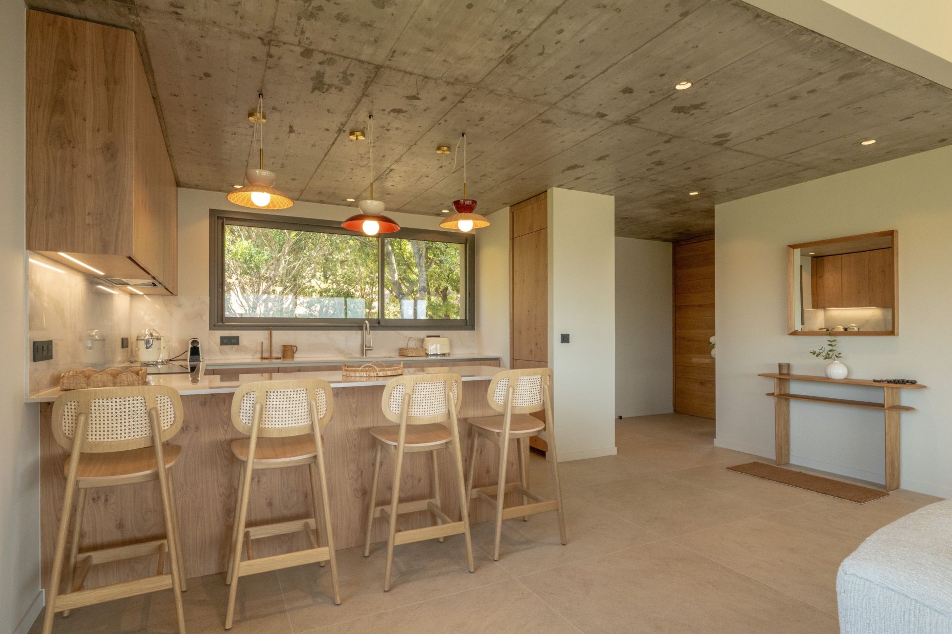 villa 6 Rooms for seasonal rent on PORTO VECCHIO (20137)