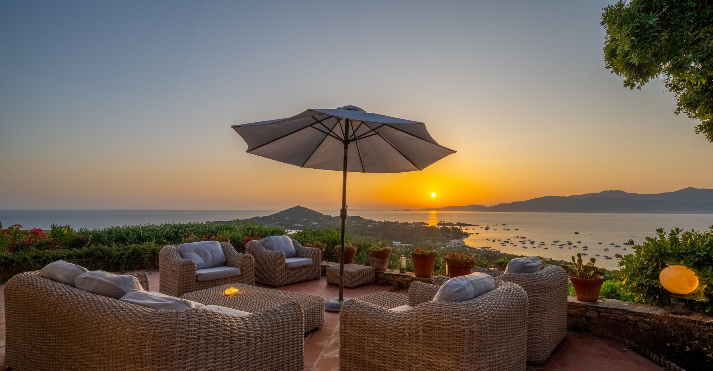 villa 10 Pièces en vente sur PIETROSELLA (20166)