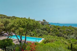 villa 10 Rooms for sale on PIETROSELLA (20166)