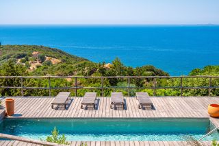 villa 6 Rooms for sale on COTI CHIAVARI (20138)