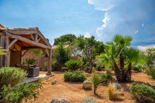 villa 6 Rooms for sale on PORTO VECCHIO (20137)