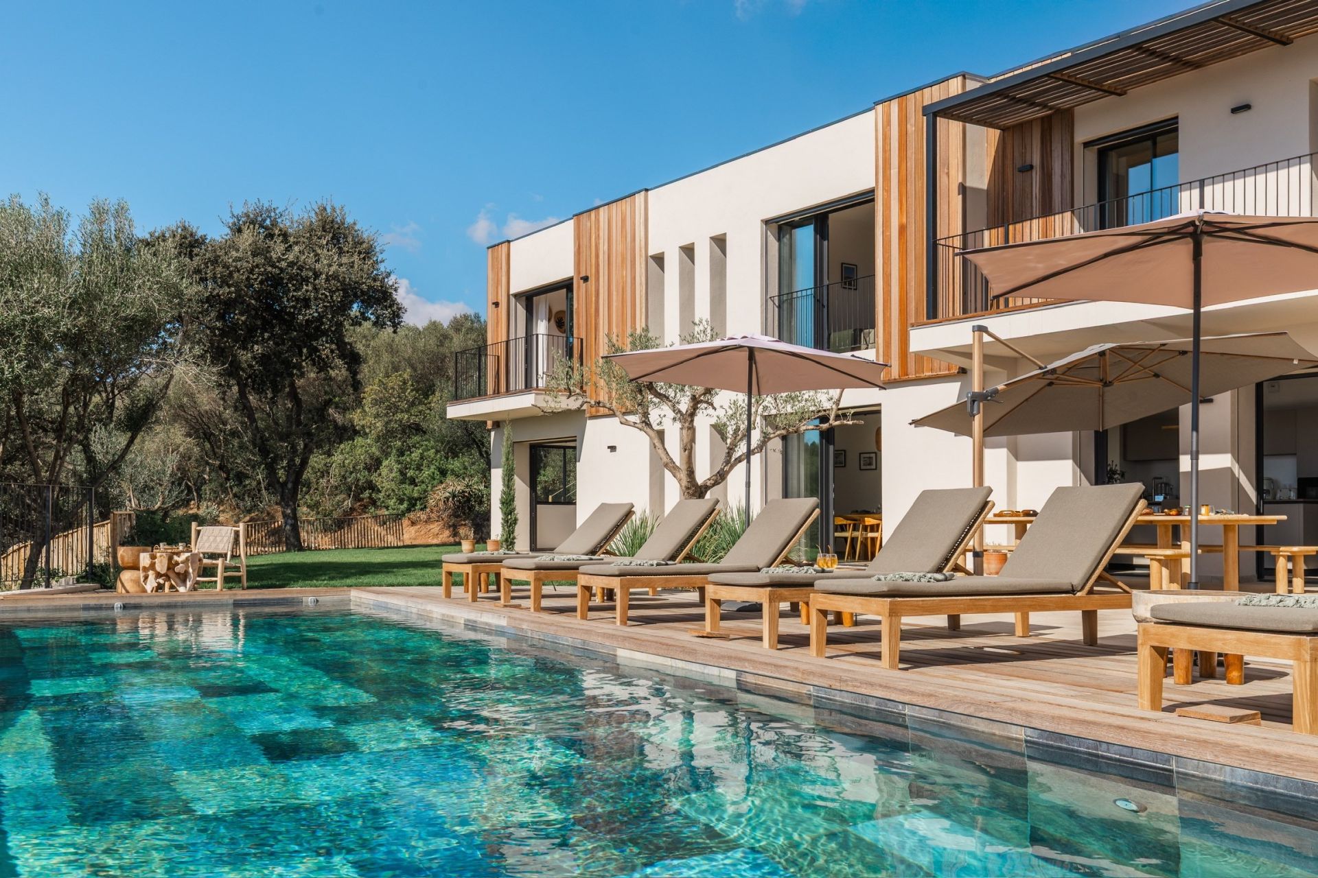 villa 8 Pièces en location saisonnière sur OLMETO (20113)