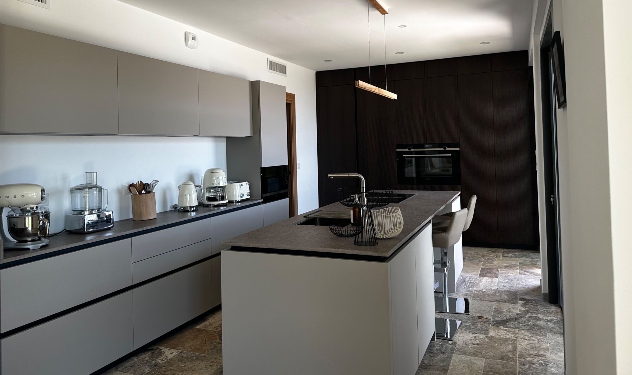 villa 8 Rooms for seasonal rent on OLMETO (20113)