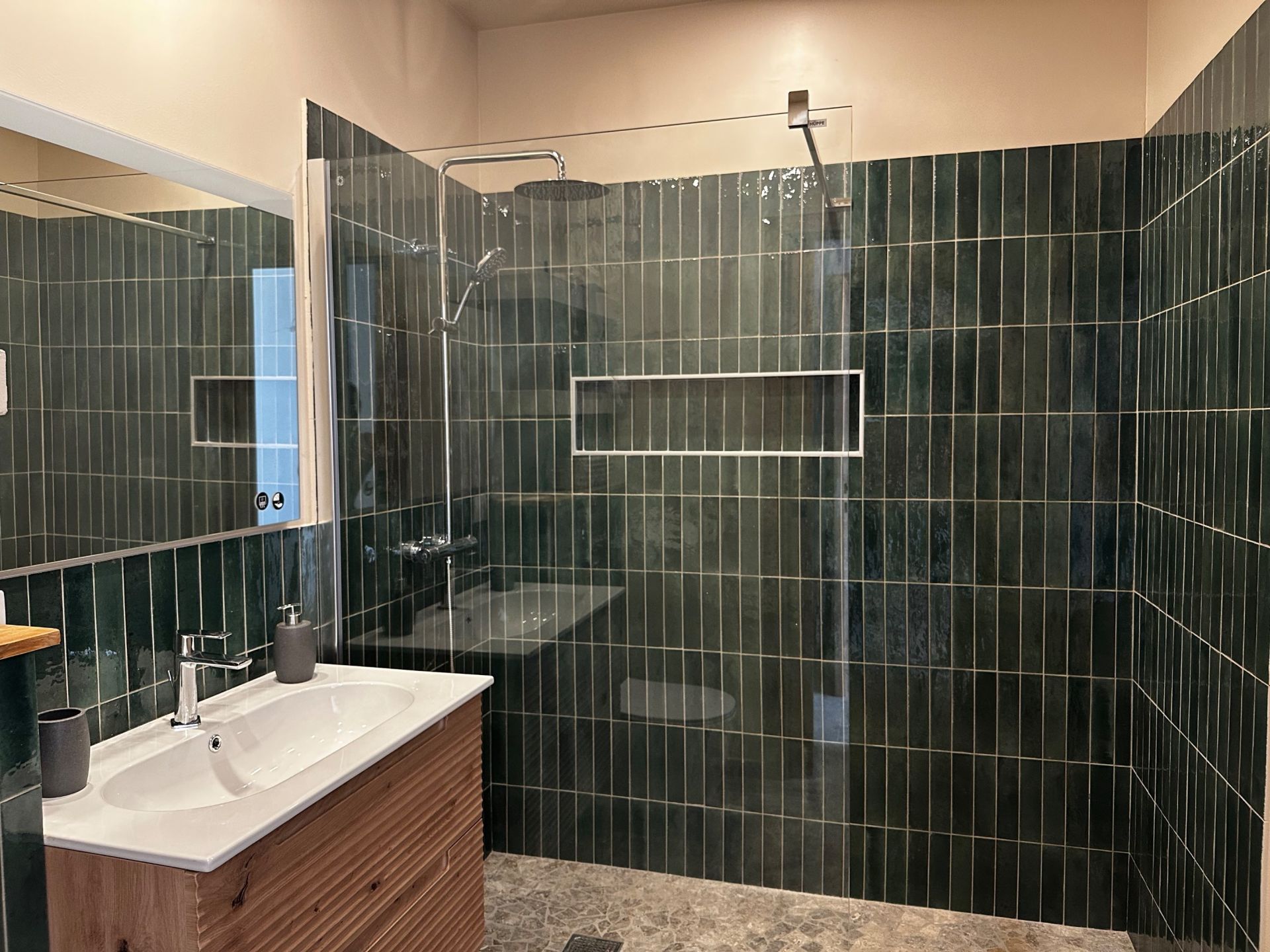 villa 8 Rooms for seasonal rent on OLMETO (20113)