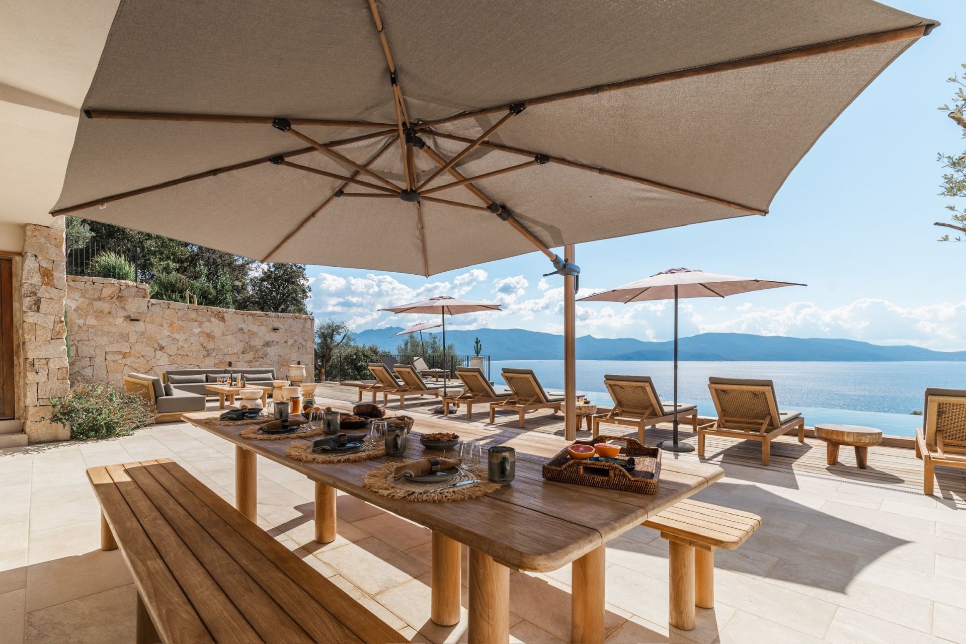 villa 8 Pièces en location saisonnière sur OLMETO (20113)