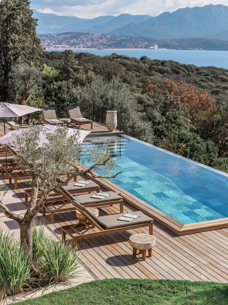 villa 8 Pièces en location saisonnière sur OLMETO (20113)