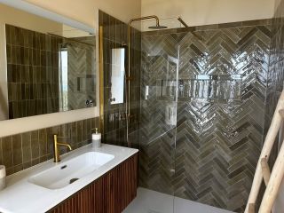 villa 8 Rooms for seasonal rent on OLMETO (20113)