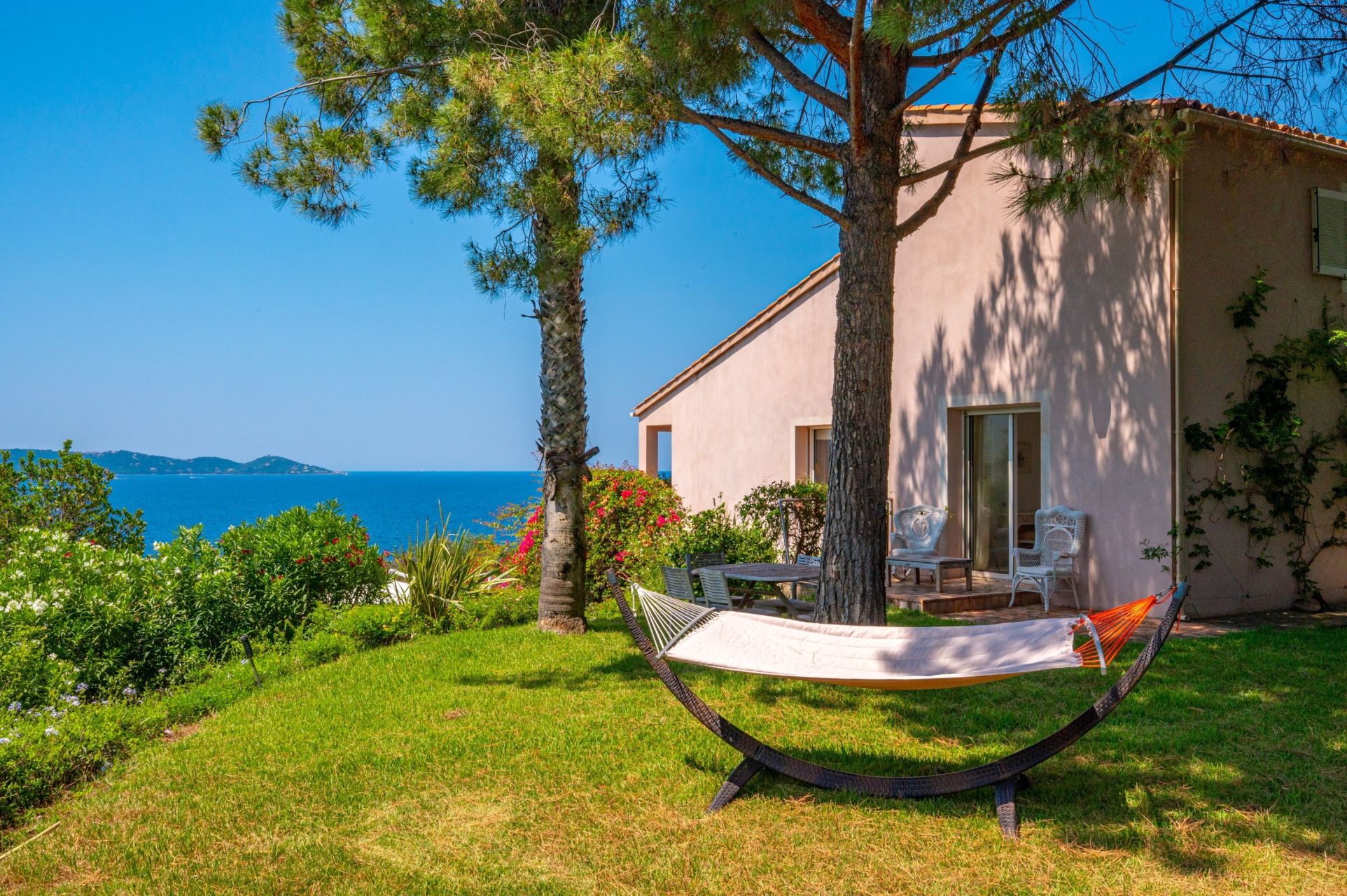 villa 10 Rooms for sale on PIETROSELLA (20166)