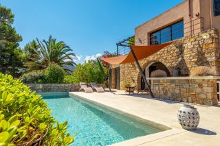 villa 8 Rooms for sale on MONTICELLO (20220)