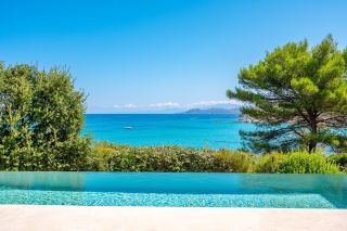 villa 8 Rooms for sale on MONTICELLO (20220)