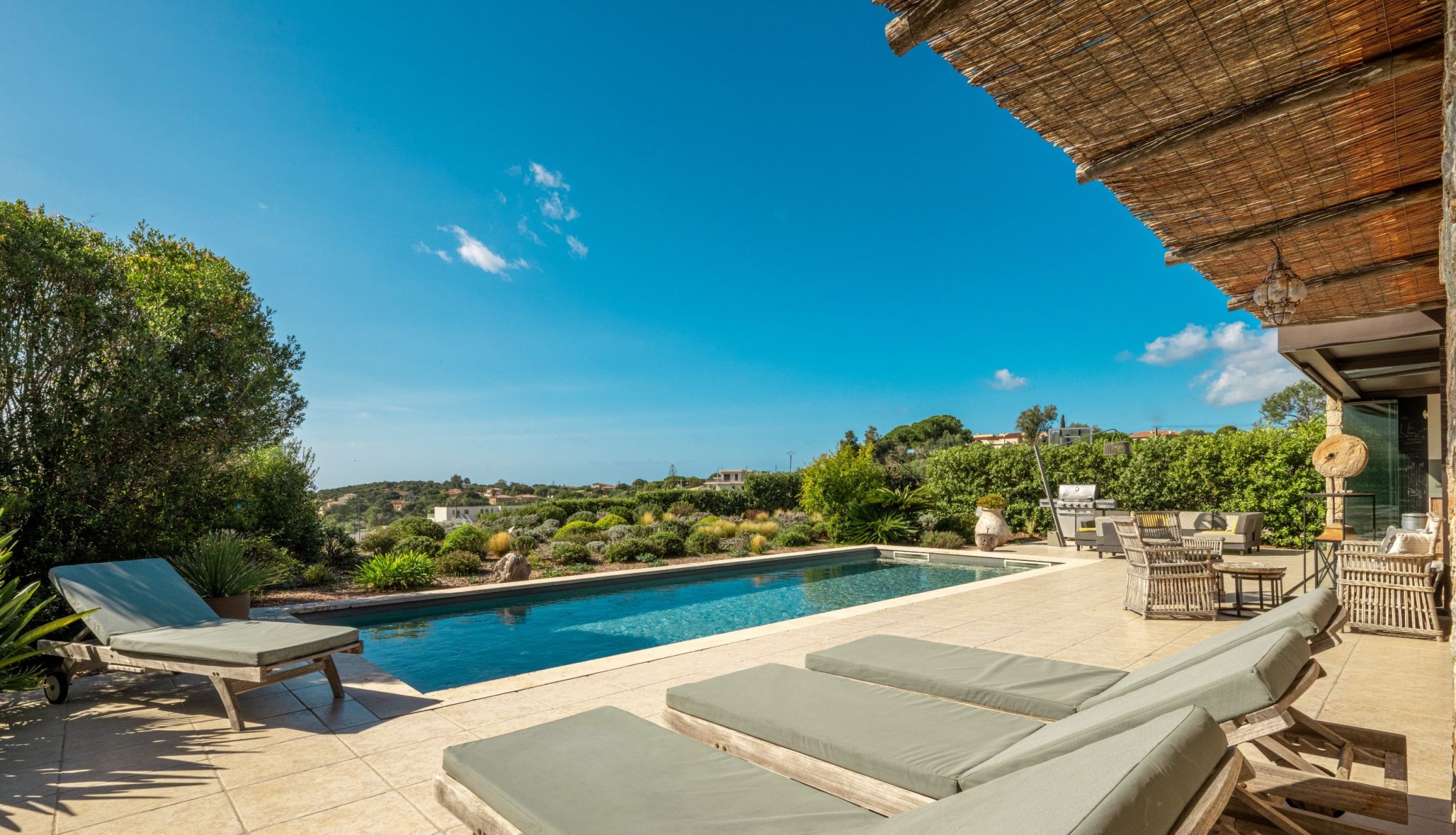 villa 5 Rooms for sale on PORTICCIO (20166)