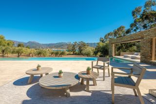 villa 8 Rooms for seasonal rent on ST FLORENT (20217)