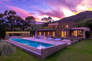 villa 8 Rooms for seasonal rent on ST FLORENT (20217)