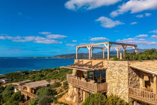 villa 8 Rooms for seasonal rent on OLMETO (20113)