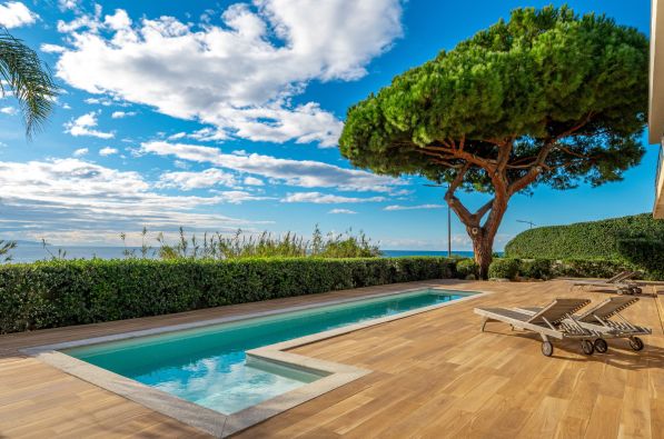 Sale Villa Ajaccio 7&nbsp;Rooms 240&nbsp;m²