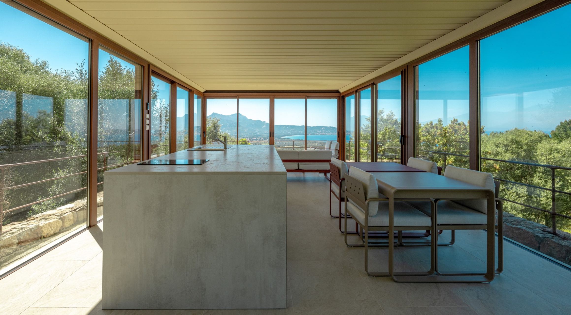 villa 9 Rooms for sale on LUMIO (20260)