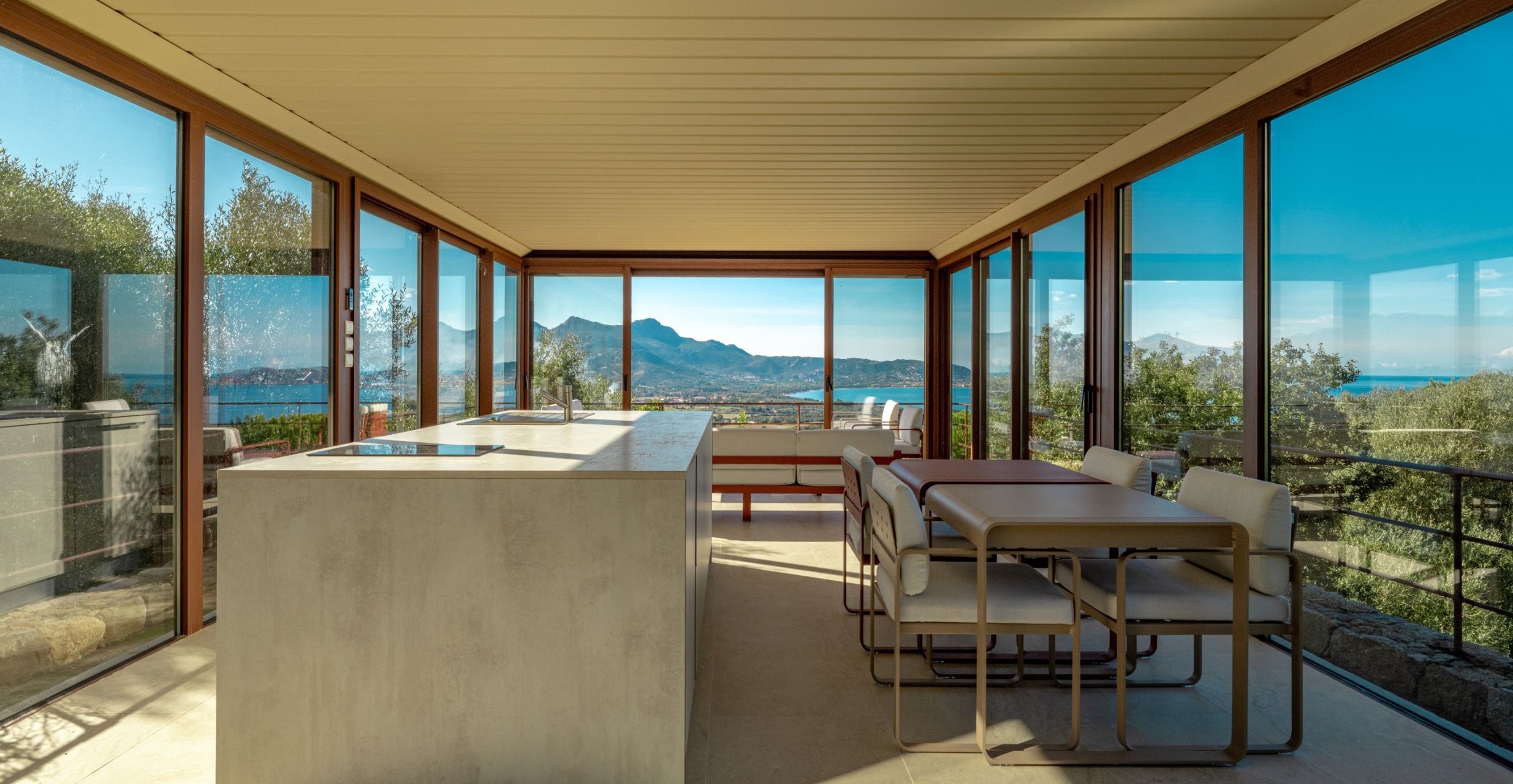 villa 9 Rooms for sale on LUMIO (20260)