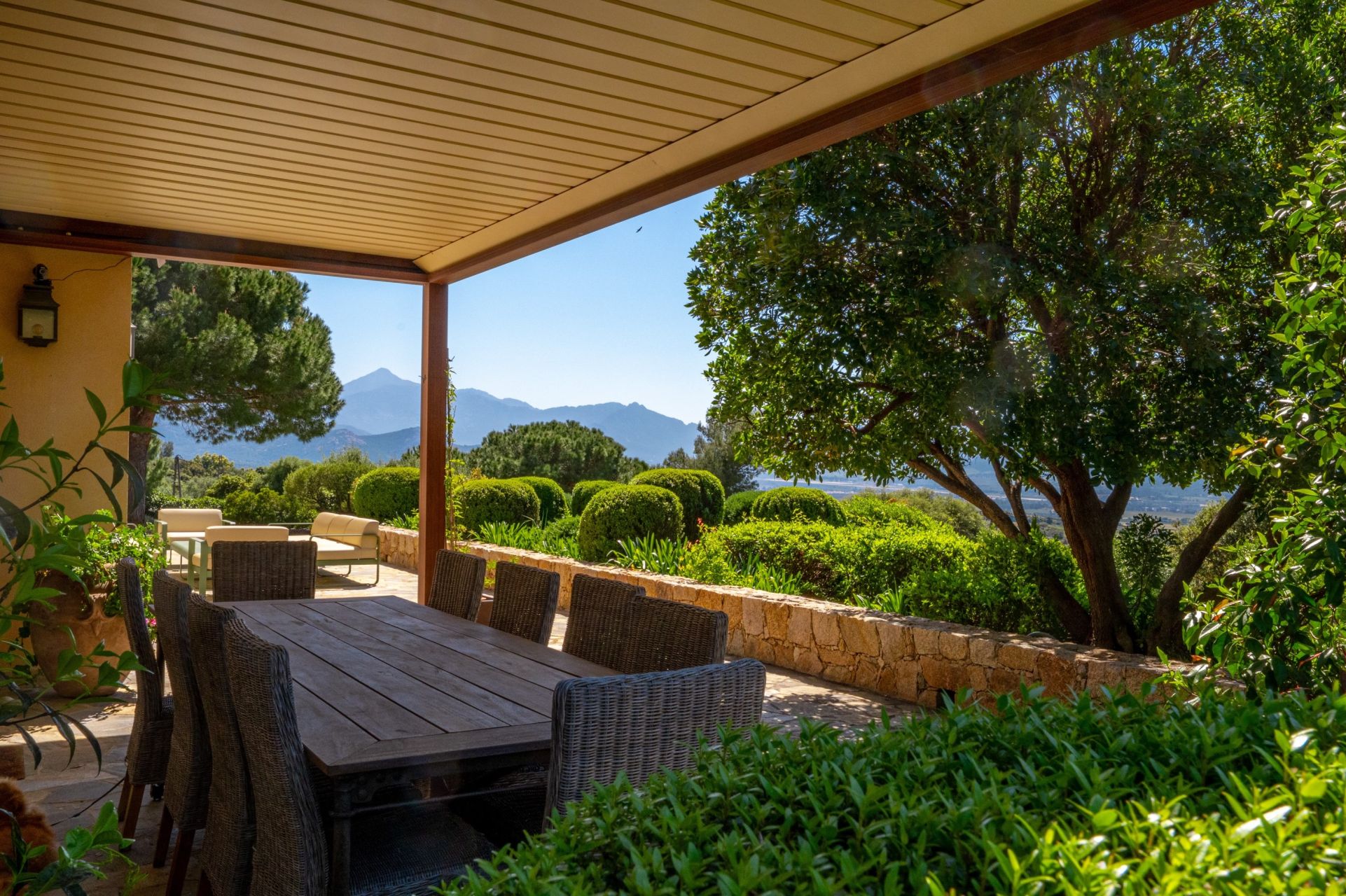 villa 9 Rooms for sale on LUMIO (20260)